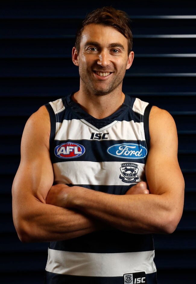 Enright announces retirement